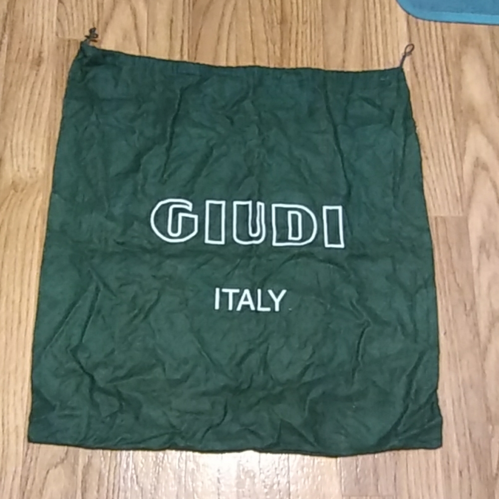 Giudi dust bag